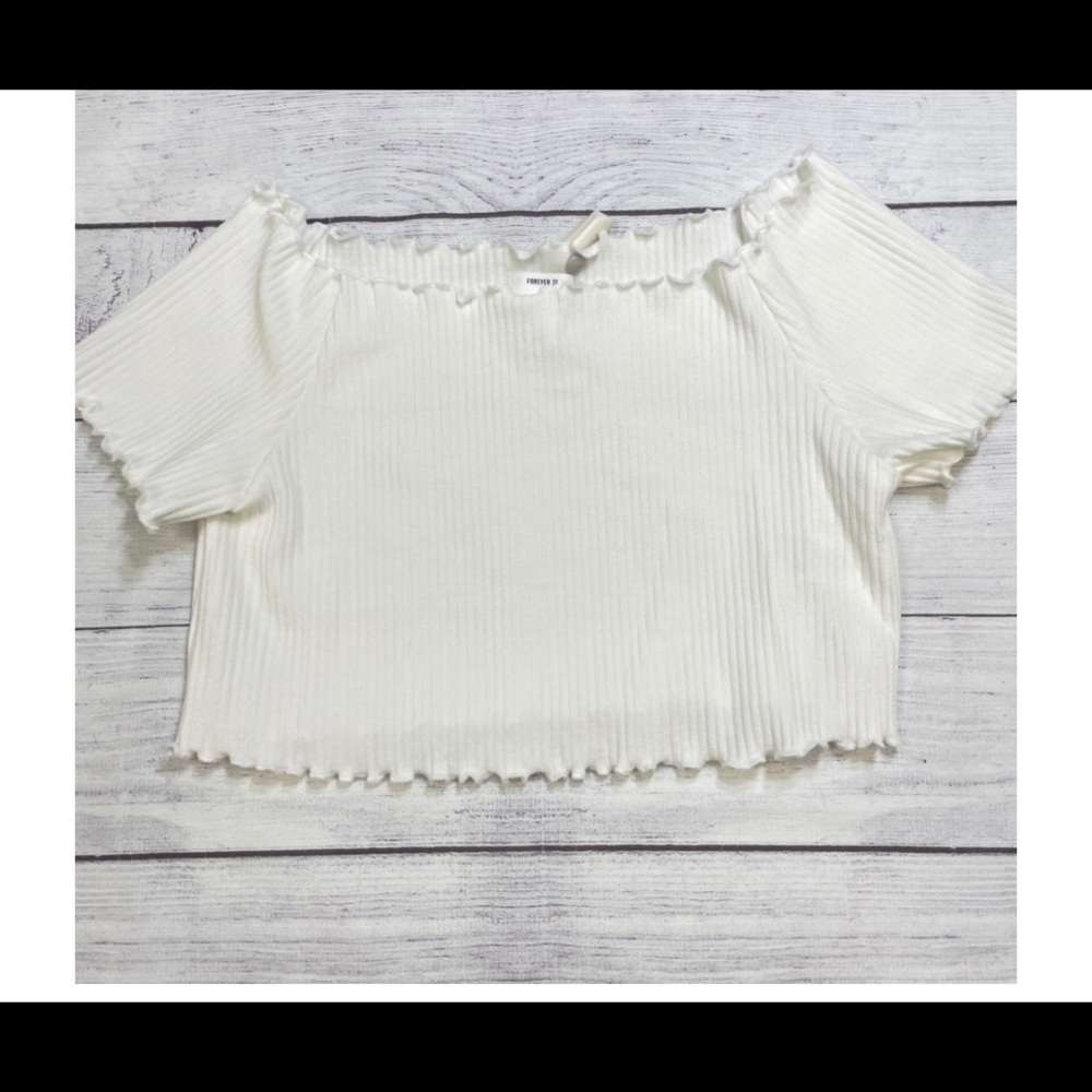 Forever 21 Short Sleeve Top Size Small